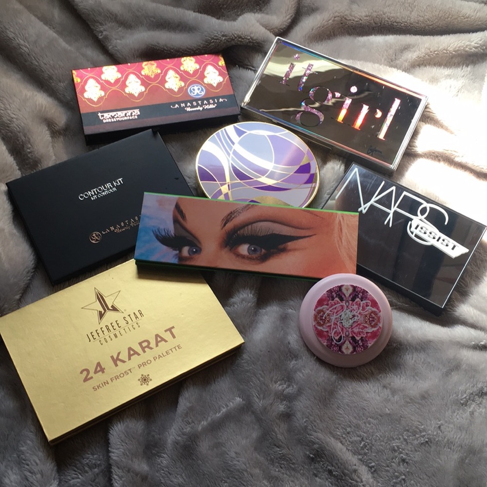 Bundle of high end makeup